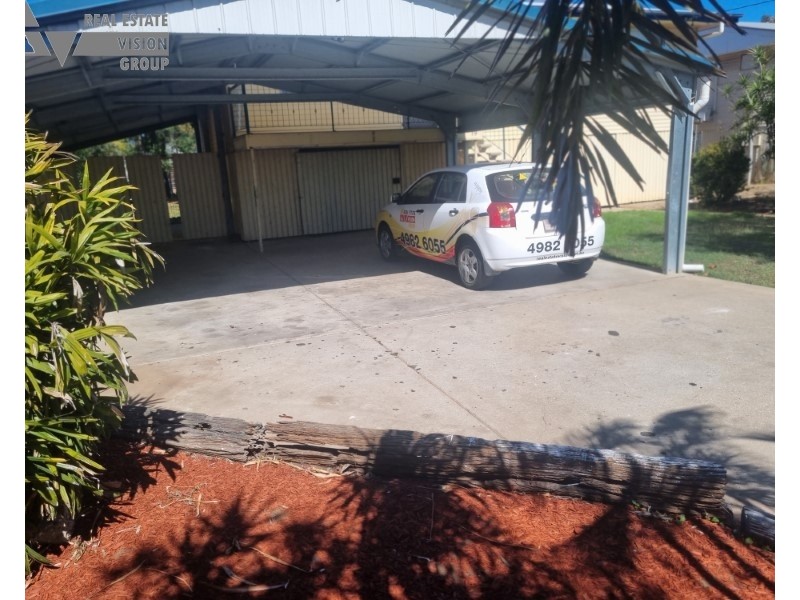 19 Fig St, Blackwater QLD 4717