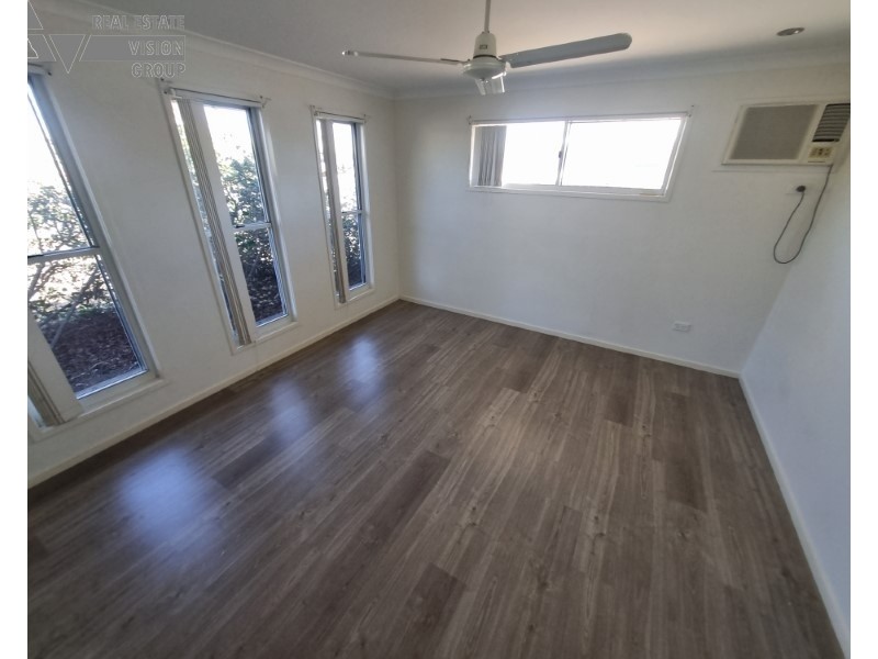 28 Manna Street, Blackwater QLD 4717