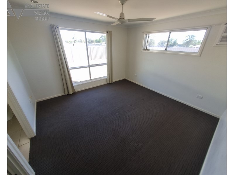 28 Manna Street, Blackwater QLD 4717