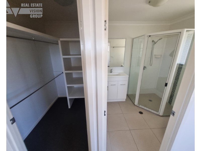 28 Manna Street, Blackwater QLD 4717