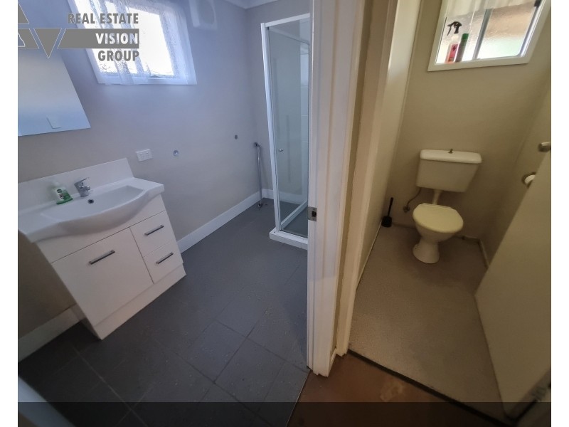 24 Birt St, Blackwater QLD 4717