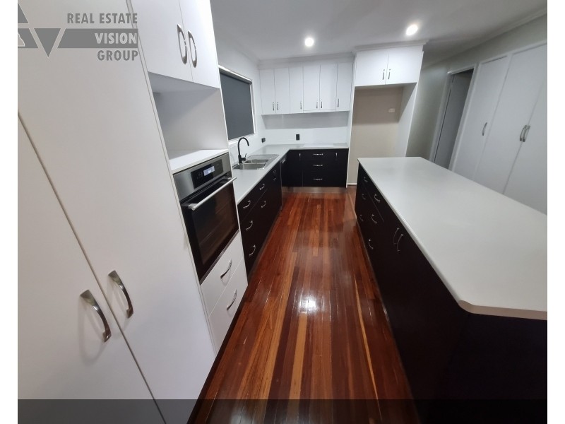 24 Birt St, Blackwater QLD 4717