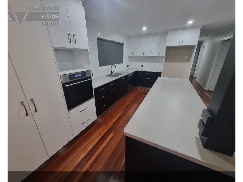 24 Birt St, Blackwater QLD 4717