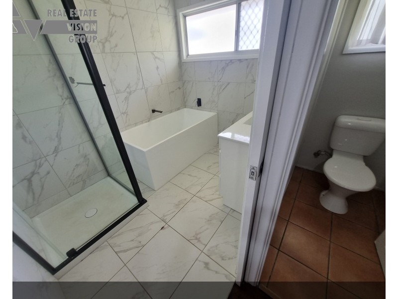 24 Birt St, Blackwater QLD 4717