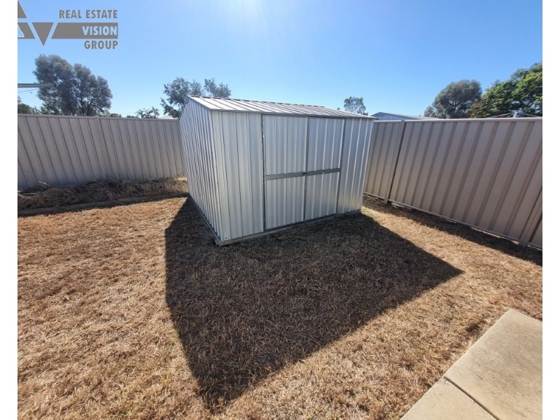 28 Manna Street, Blackwater QLD 4717