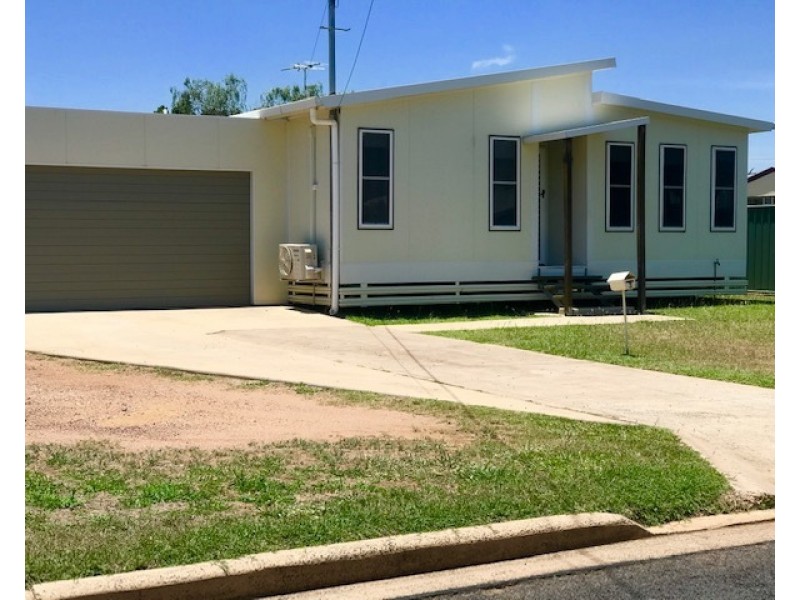 3 Bauhinia Street, Blackwater QLD 4717