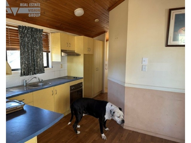 21 Willows Road, Willows QLD 4702