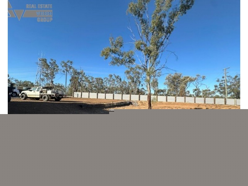 21 Willows Road, Willows QLD 4702