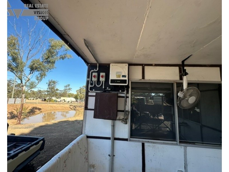 21 Willows Road, Willows QLD 4702