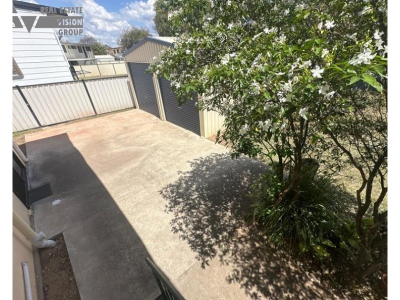 23 Bremner Street, Blackwater QLD 4717