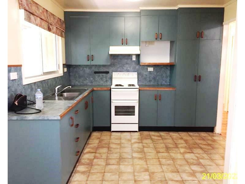 71 Arthur St, Blackwater QLD 4717