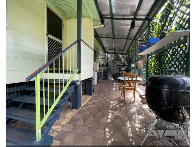 71 Arthur St, Blackwater QLD 4717