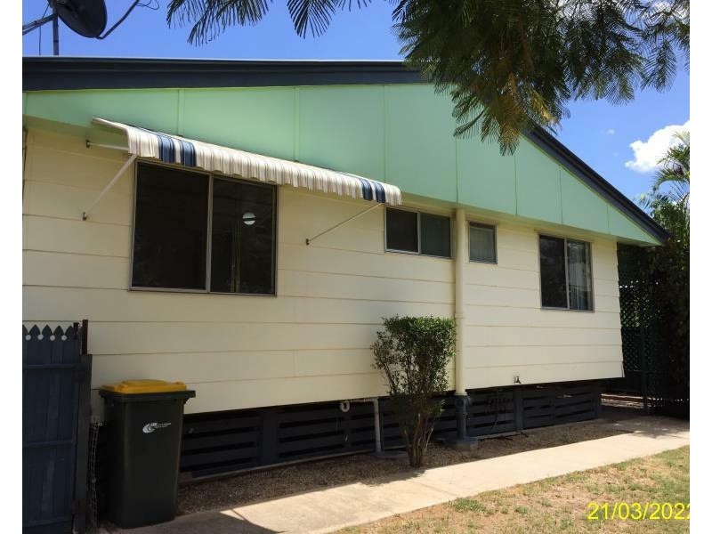 71 Arthur St, Blackwater QLD 4717