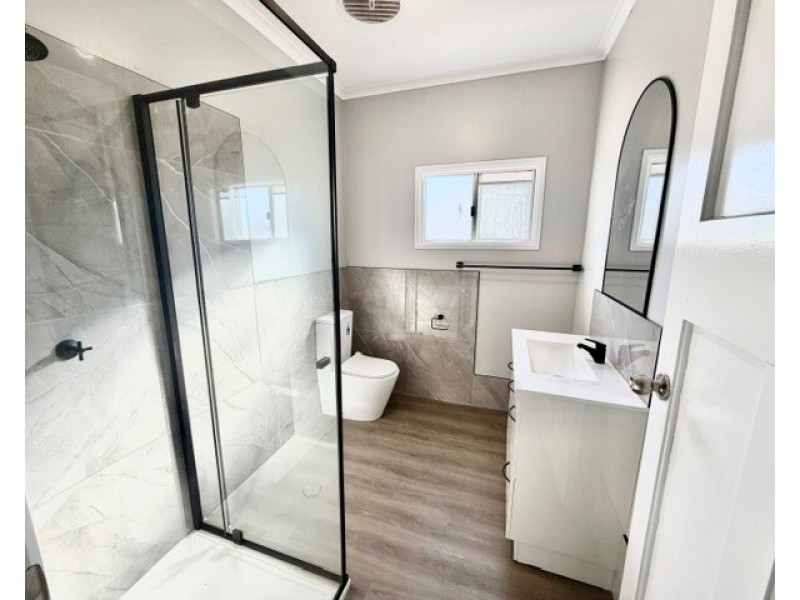 Unit 1/93 Ruby Street, Emerald QLD 4720