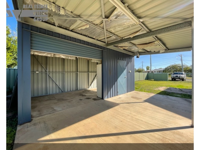 55 Wattle St, Blackwater QLD 4717