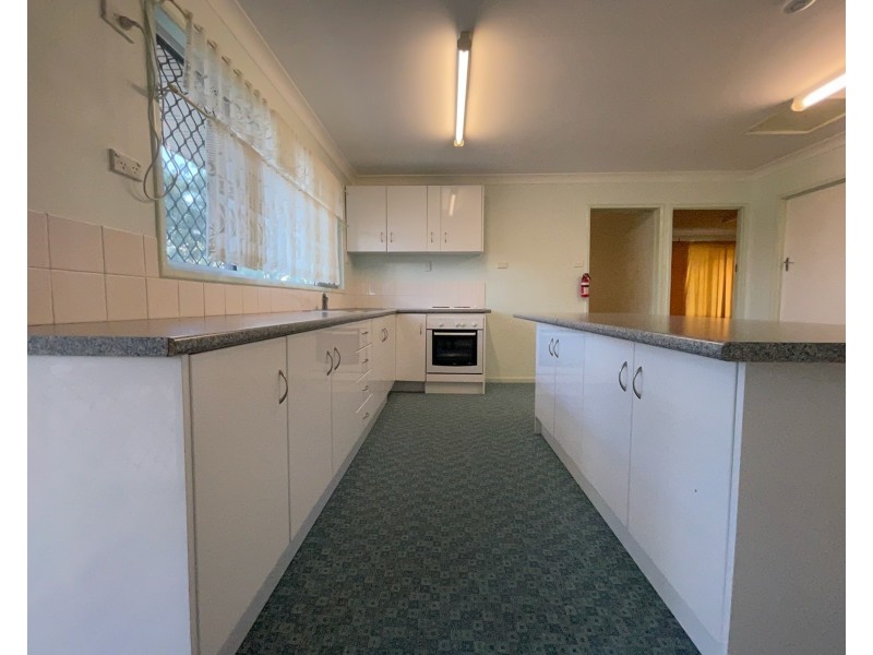 Unit 1/22 Wey Street, Blackwater QLD 4717