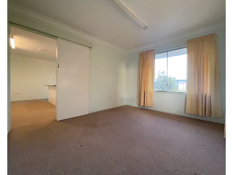 Unit 1/22 Wey Street, Blackwater QLD 4717