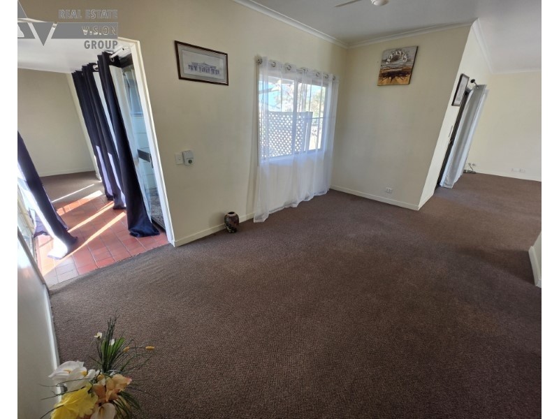 28 Hibiscus Crescent, Blackwater QLD 4717