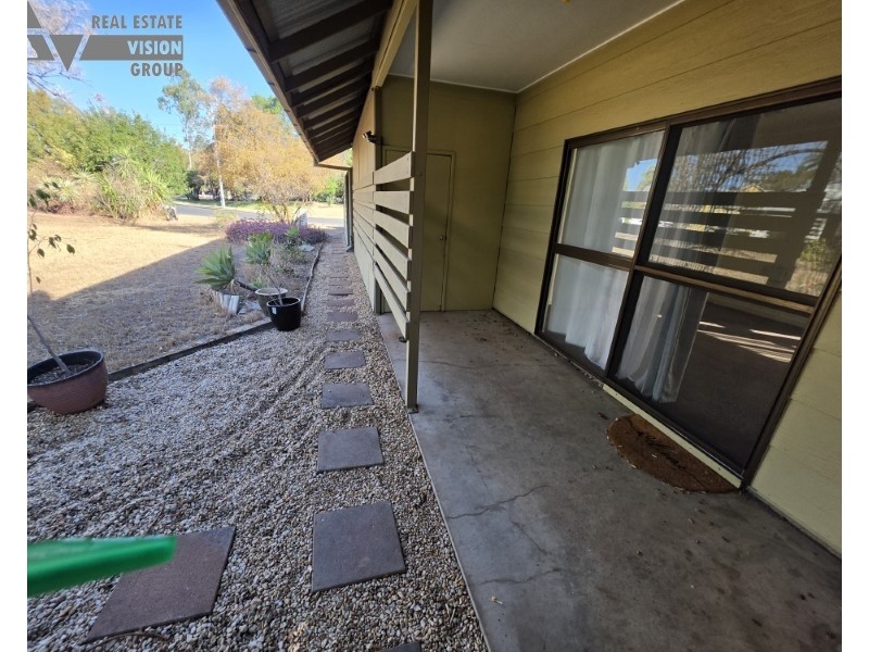 28 Hibiscus Crescent, Blackwater QLD 4717