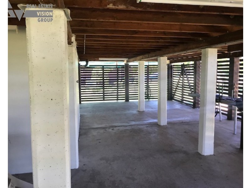 23 Gum St, Blackwater QLD 4717