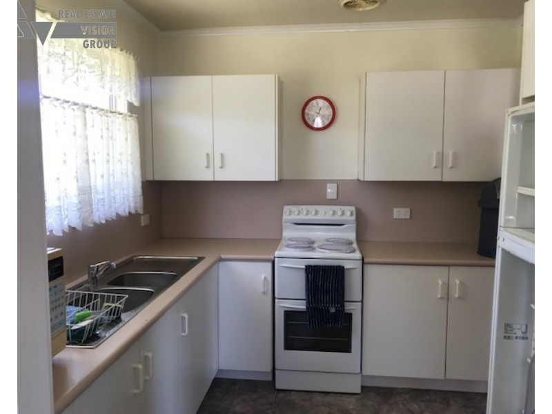 23 Gum St, Blackwater QLD 4717