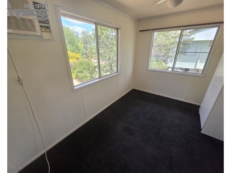 23 Gum St, Blackwater QLD 4717