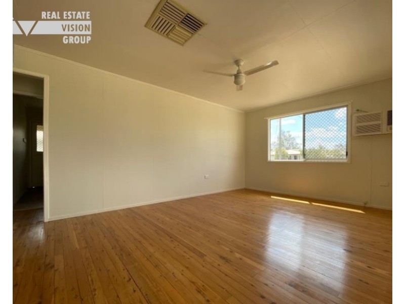 7 Boonery St, Blackwater QLD 4717
