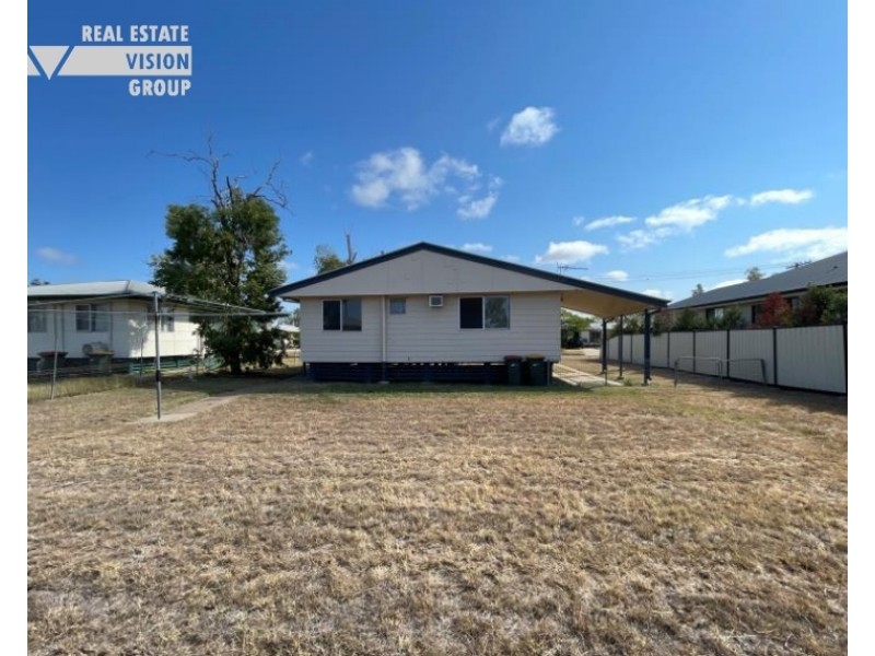 7 Boonery St, Blackwater QLD 4717