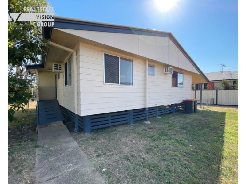 7 Boonery St, Blackwater QLD 4717