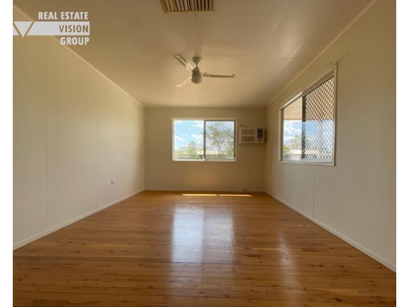7 Boonery St, Blackwater QLD 4717