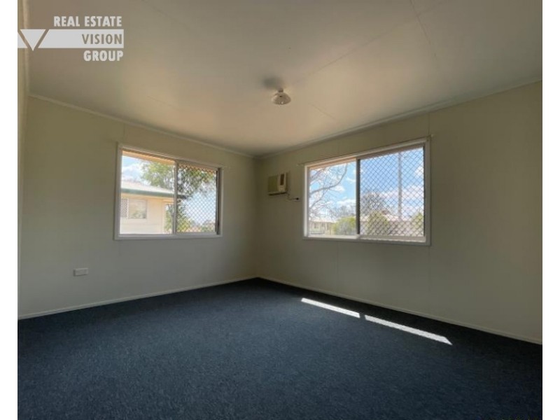 7 Boonery St, Blackwater QLD 4717