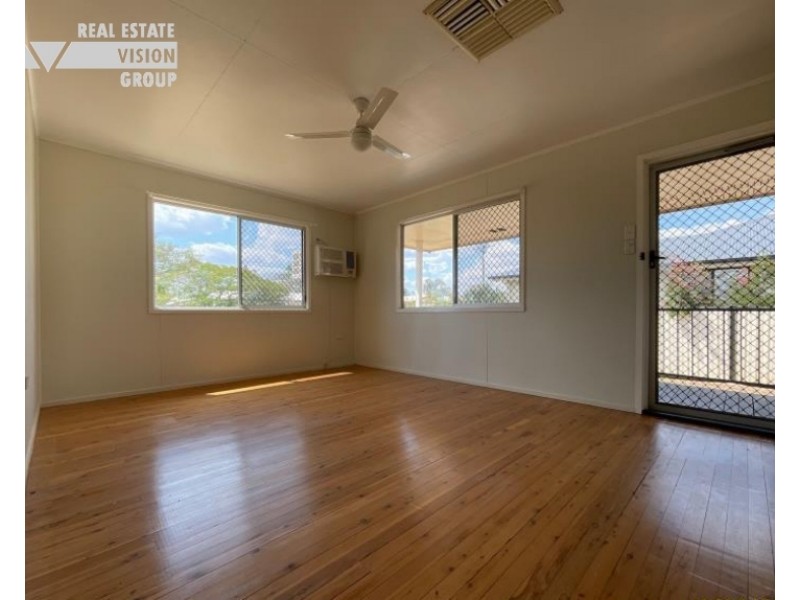 7 Boonery St, Blackwater QLD 4717