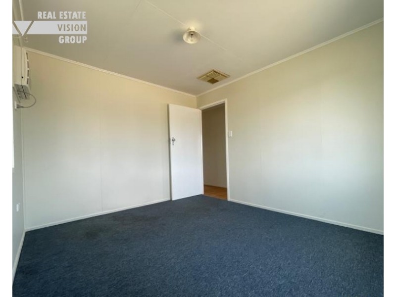 7 Boonery St, Blackwater QLD 4717