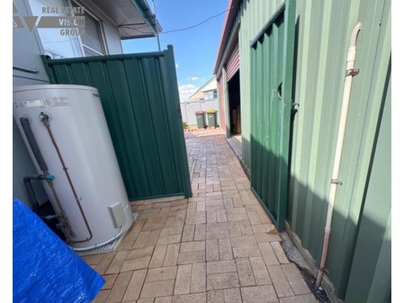 3 Mulga St, Blackwater QLD 4717