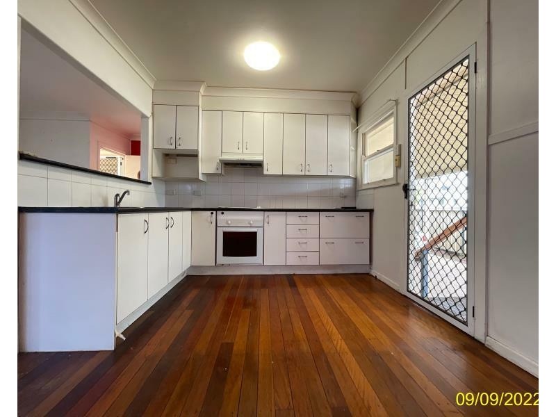 13 Boonery Street, Blackwater QLD 4717