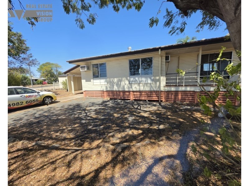 27 Littlefield Street, Blackwater QLD 4717