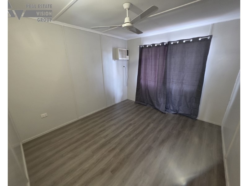 27 Littlefield Street, Blackwater QLD 4717