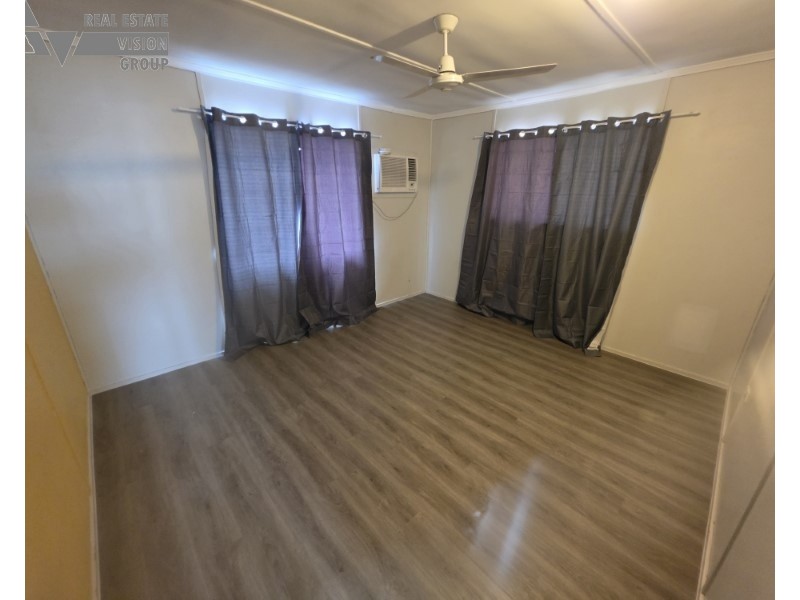 27 Littlefield Street, Blackwater QLD 4717