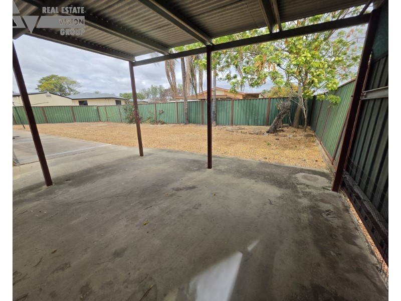 27 Littlefield Street, Blackwater QLD 4717