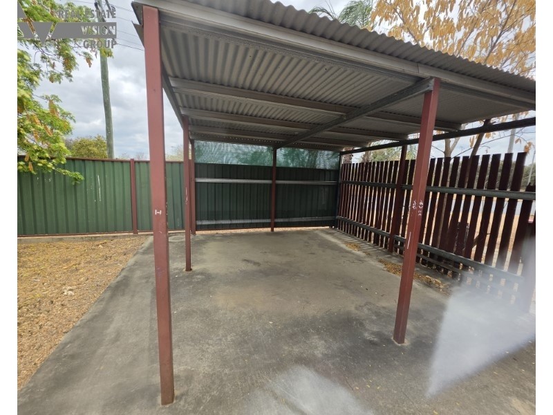 27 Littlefield Street, Blackwater QLD 4717
