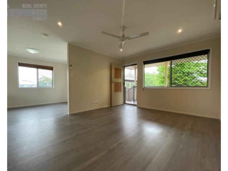 42 Bottletree Avenue, Blackwater QLD 4717