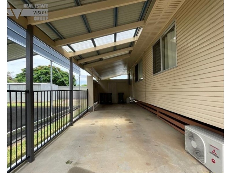 42 Bottletree Avenue, Blackwater QLD 4717