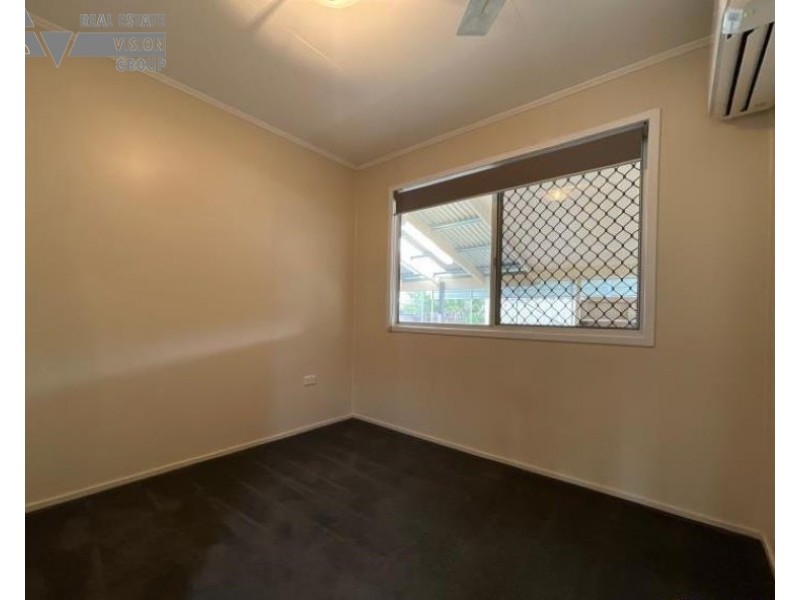 42 Bottletree Avenue, Blackwater QLD 4717