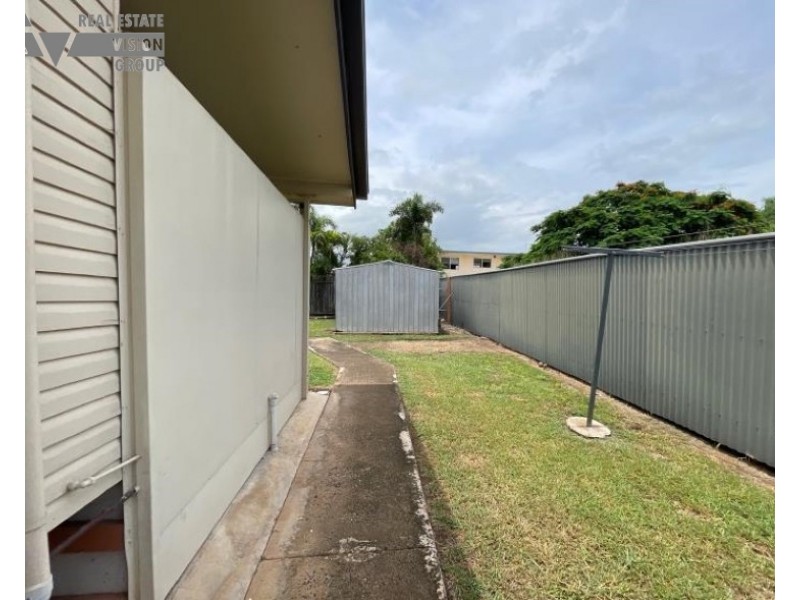 42 Bottletree Avenue, Blackwater QLD 4717