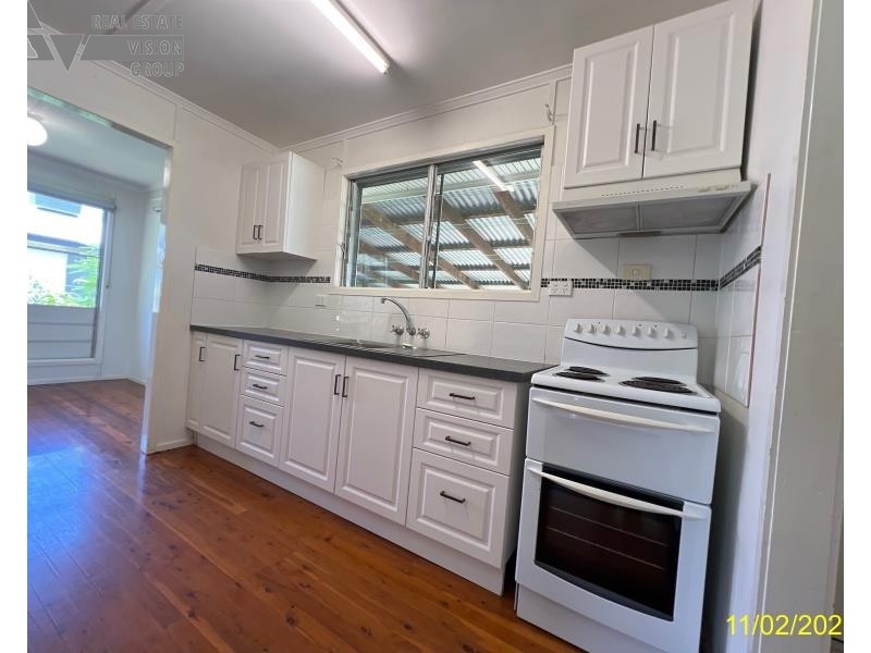 24 Long Street, Blackwater QLD 4717