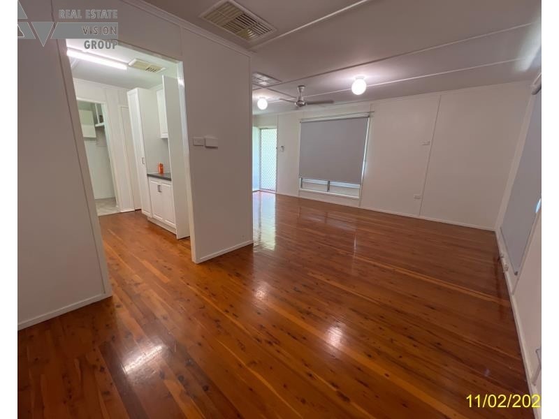 24 Long Street, Blackwater QLD 4717