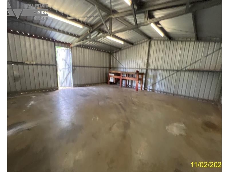 24 Long Street, Blackwater QLD 4717