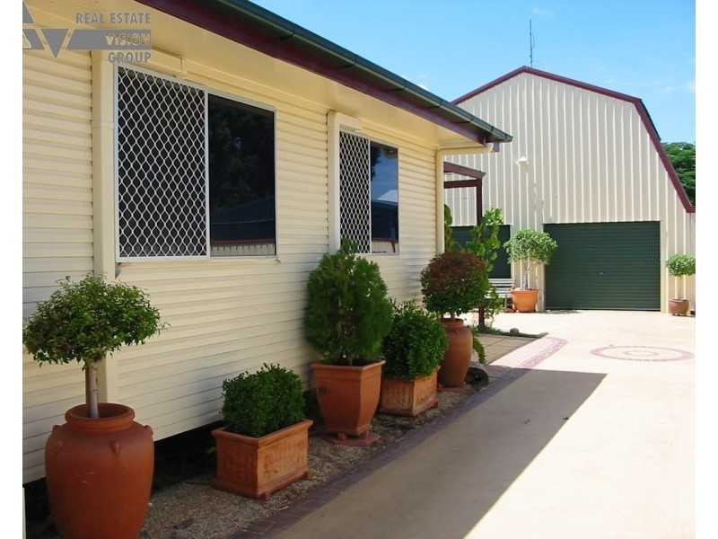7 Gum Street, Blackwater QLD 4717