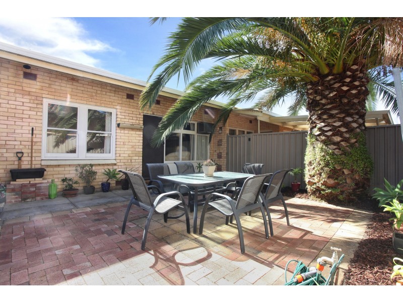 3/7 Daphne St, Kurralta Park SA 5037