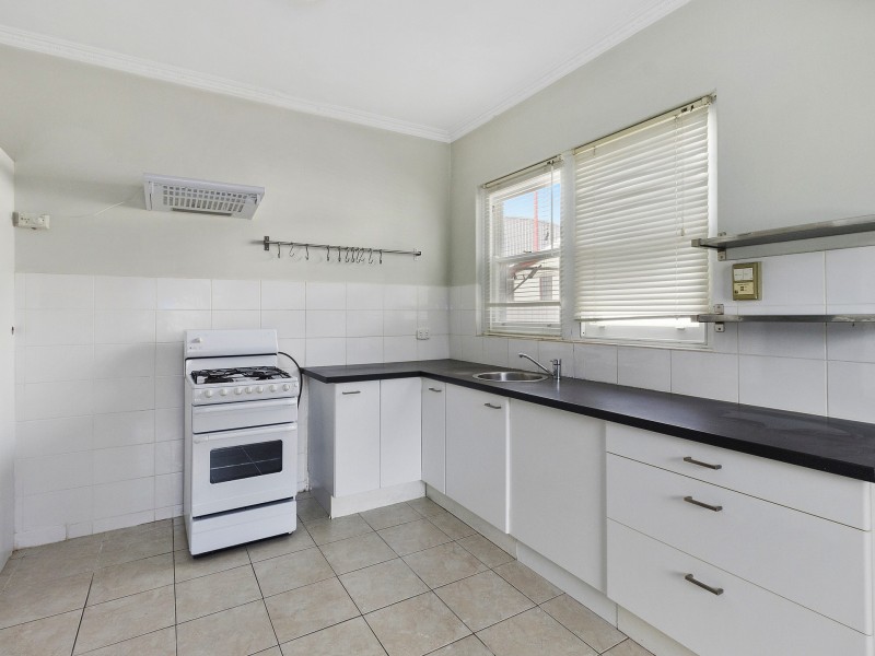 37 Grove Ave, Marleston SA 5033